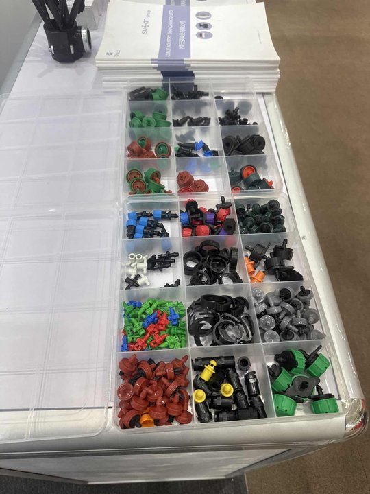 9c03ece9c2e24c0484cc6411b9c7cfbf 9c03ece9c2e24c0484cc6411b9c7cfbf